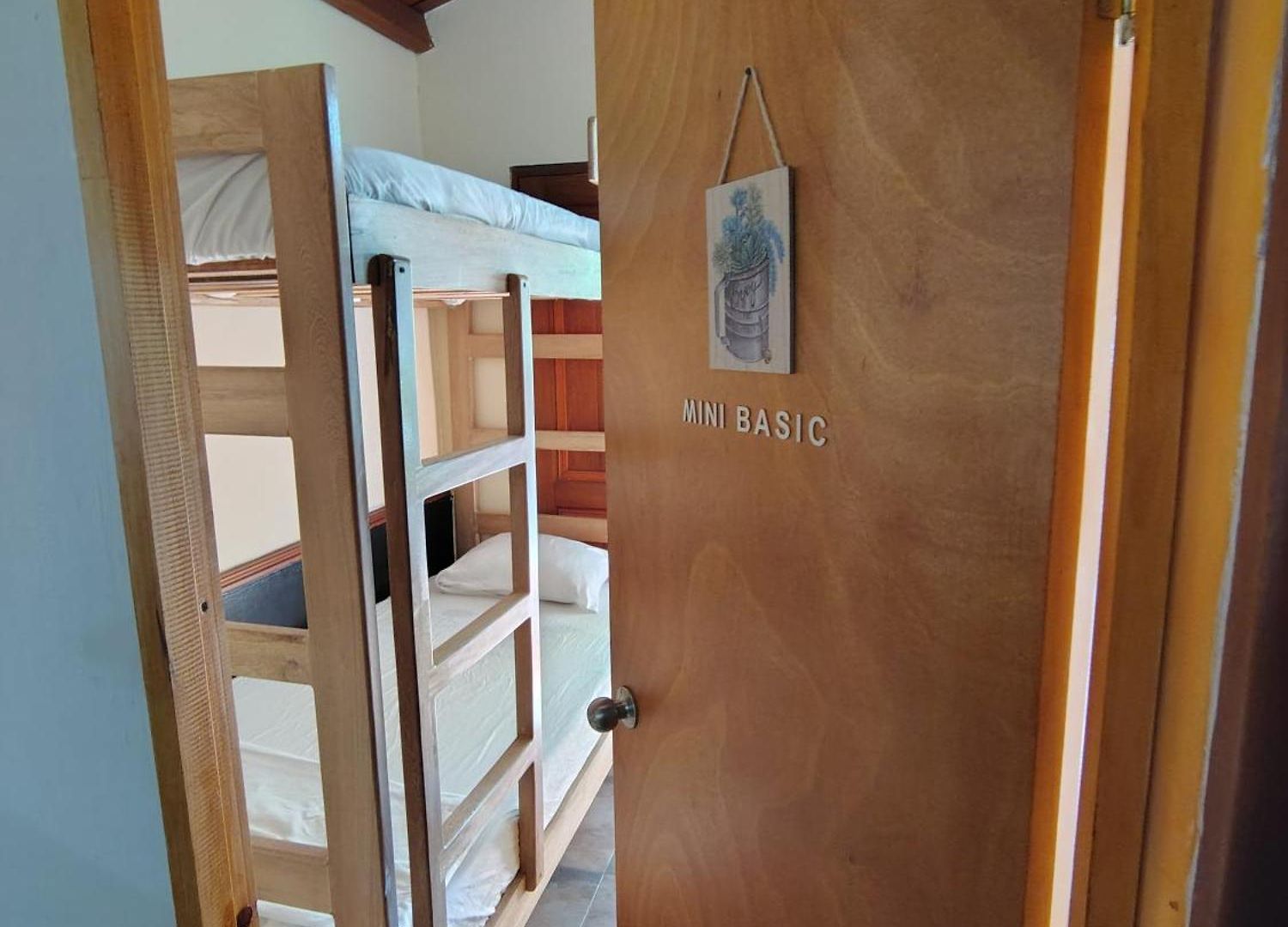 MINI ROOM Económica con Balcón MUELLE CRUCEROS Cartagena
