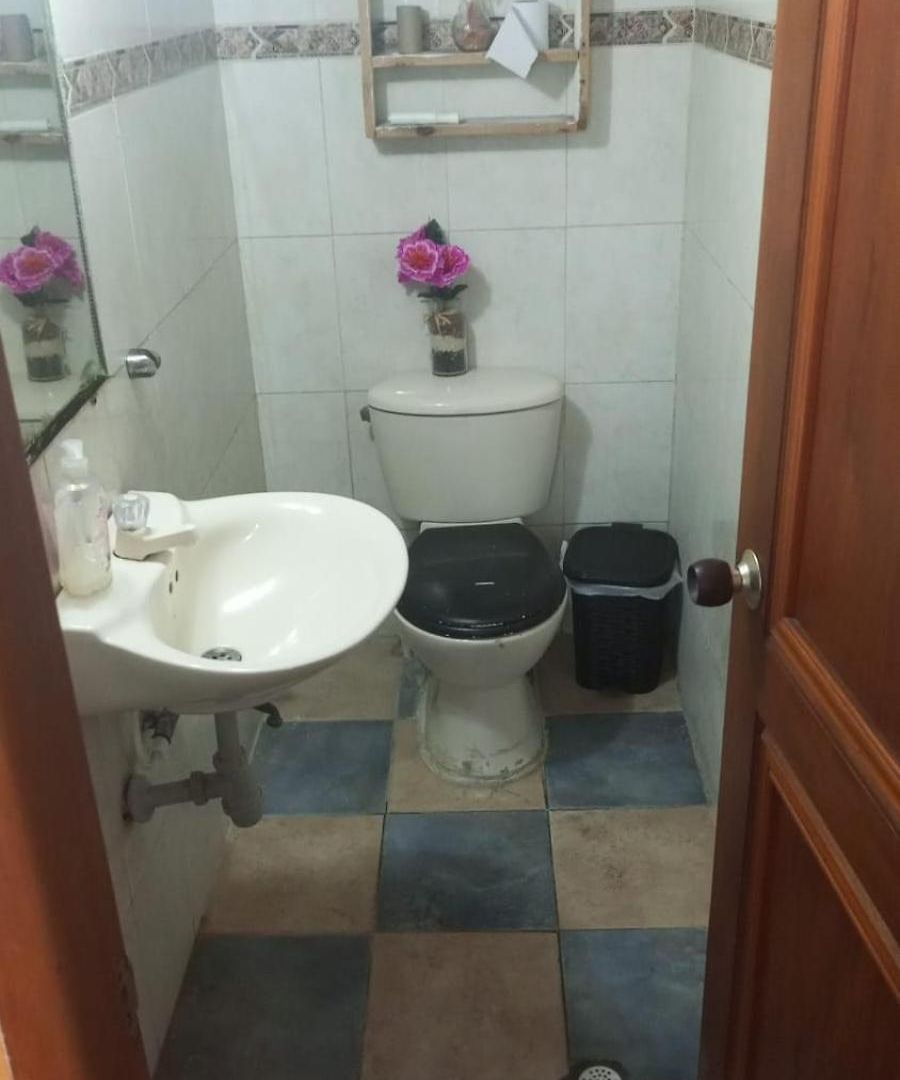 Pensión MINI ROOM Económica con Balcón MUELLE CRUCEROS