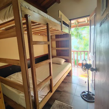 Guest house Mini Economica Con Balcon Cartagena